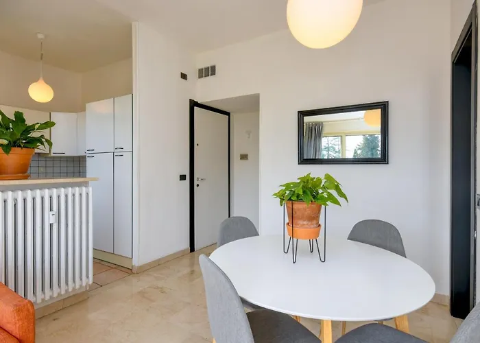 Dialma's Apartment *